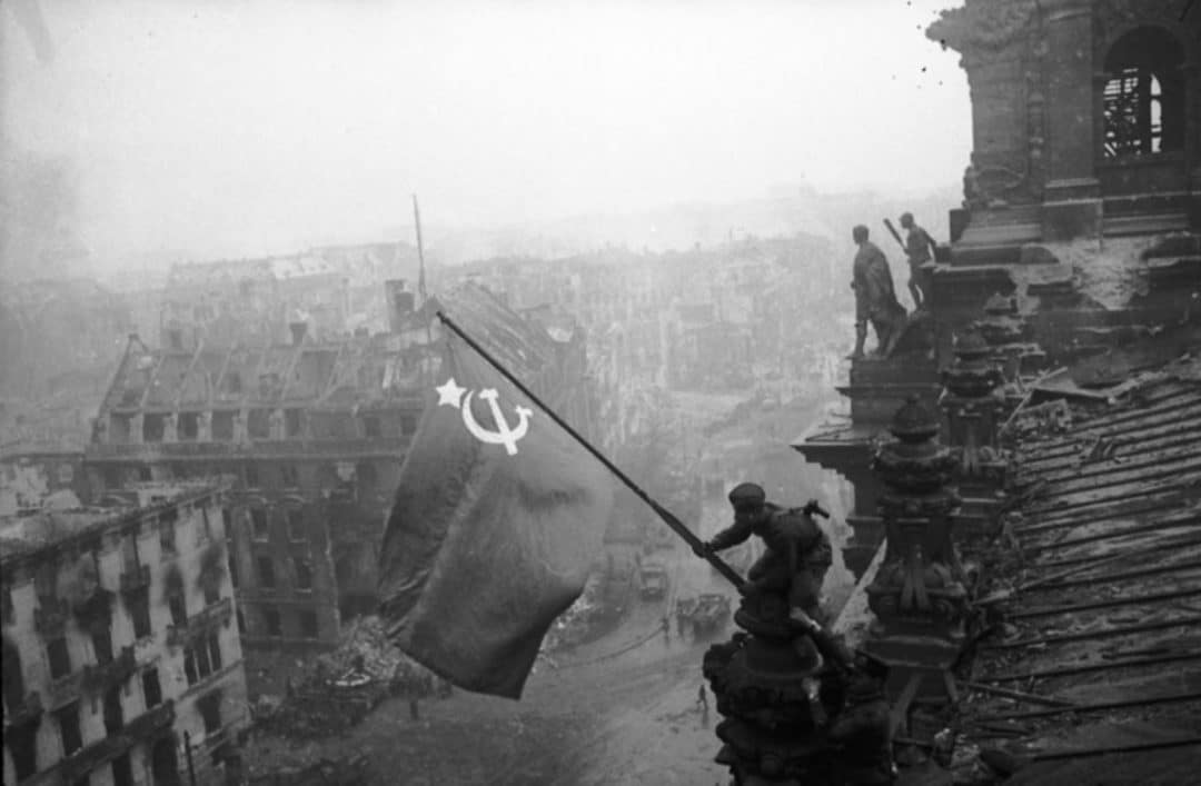 the-10-best-books-about-ww2-ever-written-history-defined